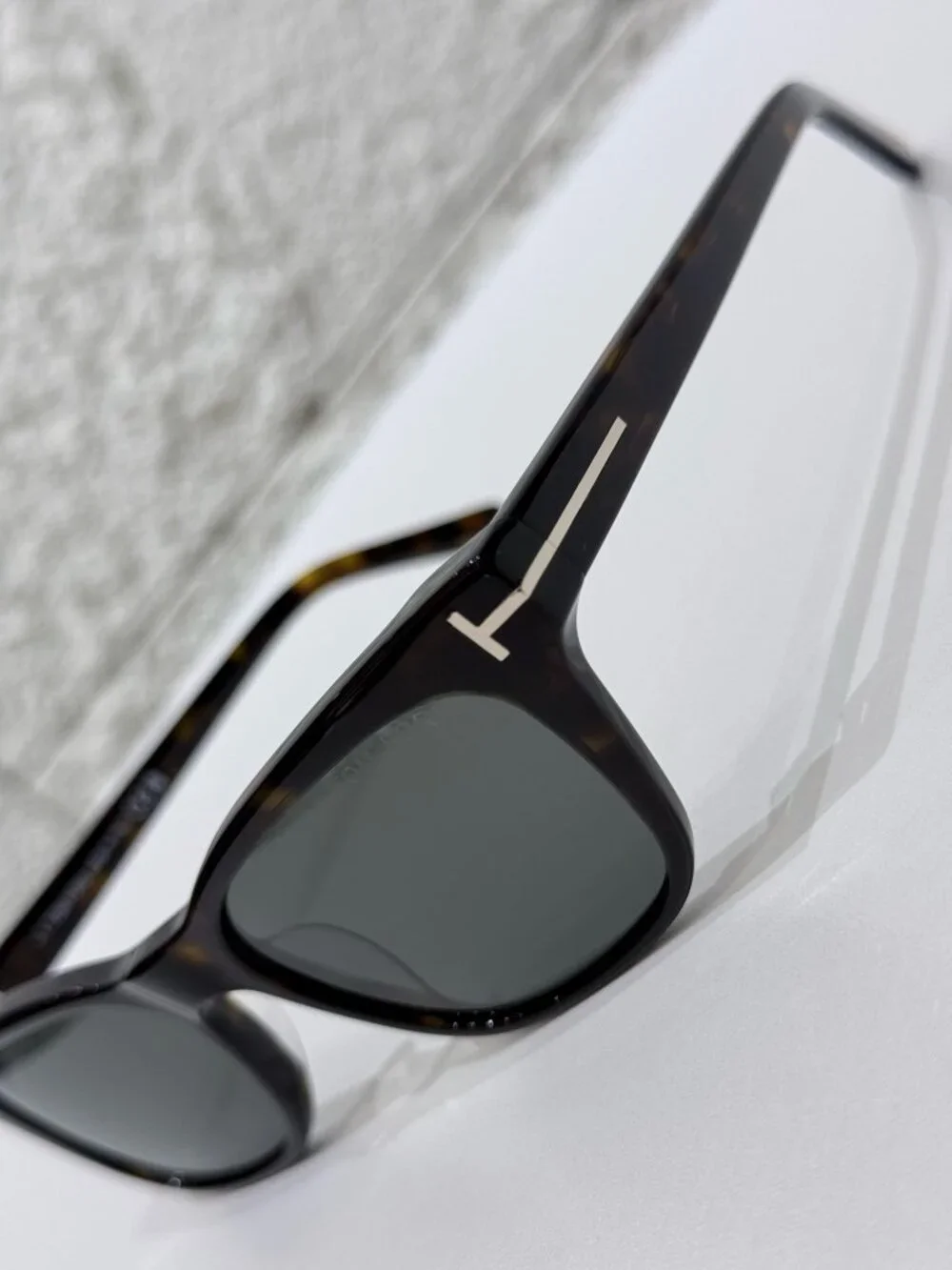 💍TOM FORD💍 black-framed sunglasses